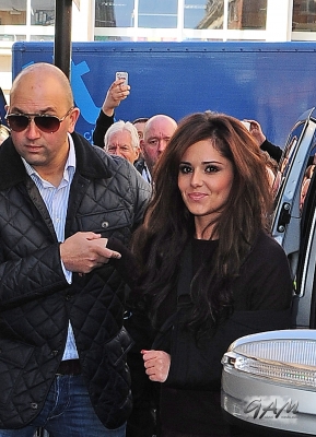 Cheryl_Cole_on_BBC_Radio_1_31_08_12_2820529.jpg
