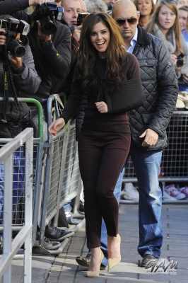 Cheryl_Cole_on_BBC_Radio_1_31_08_12_2823129.jpg