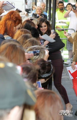Cheryl_Cole_on_BBC_Radio_1_31_08_12_2825729.jpg