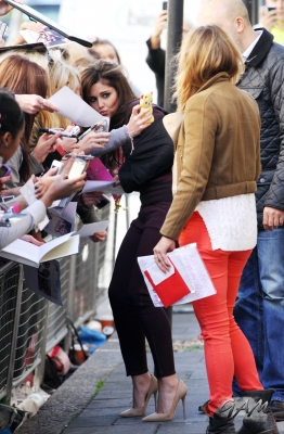 Cheryl_Cole_on_BBC_Radio_1_31_08_12_2827729.jpg