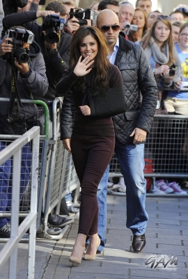 Cheryl_Cole_on_BBC_Radio_1_31_08_12_2830329.jpg