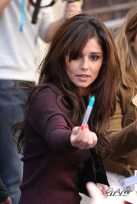 Cheryl_Cole_on_BBC_Radio_1_31_08_12_2832129.jpg