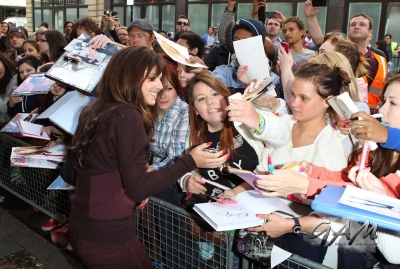 Cheryl_Cole_on_BBC_Radio_1_31_08_12_2833129.jpg