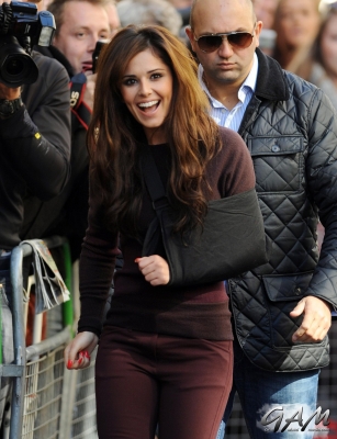 Cheryl_Cole_on_BBC_Radio_1_31_08_12_287029.jpg
