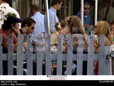 Nadine___Jesse_house_hunting_and_at_lunch_2006_281729.jpg