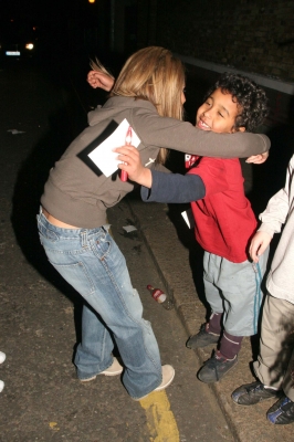 Cheryl_-_Leaving_CDUK_-_11_02_06_8.jpg
