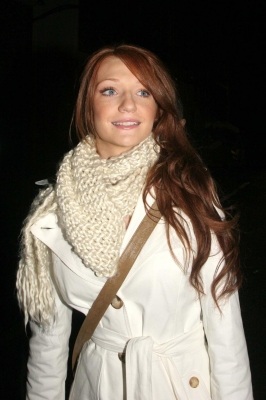 Girls_Aloud_leaving_CDUK_11_02_06_282629.jpg