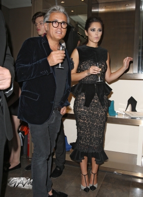 Cheryl_Cole_inside_the_Giuseppe_Zanotti_party_06_09_12_28129.jpg