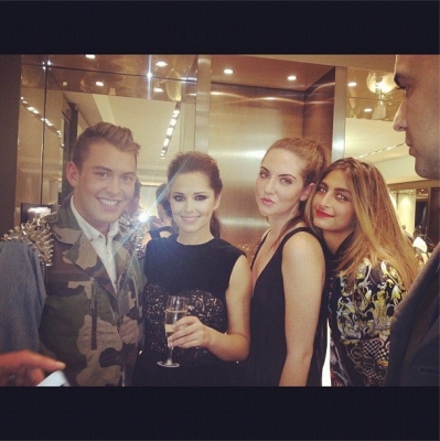 Cheryl_Cole_inside_the_Giuseppe_Zanotti_party_06_09_12_281529.jpg