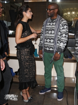 Cheryl_Cole_inside_the_Giuseppe_Zanotti_party_06_09_12_28329.jpg