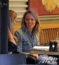 Имя файла=Kimberley_Walsh_out_for_dinner_with_friends_in_London_06_09_12_28729.jpg
Размер файла=254КБ
Размеры=1320x1440
Дата=Сент 07, 2012 Kimberley_Walsh_out_for_dinner_with_friends_in_London_06_09_12_28729.jpg