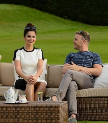 Cheryl_Cole_joins_Gary_Barlow_for_X_Factor_Judges_Houses_080912_28329.jpg