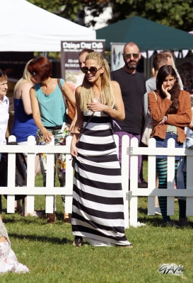 Sarah_Harding_at_PupAid2C_Primrose_Hill_London_08_09_12_2810129.jpg
