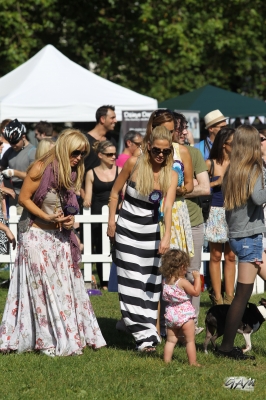 Sarah_Harding_at_PupAid2C_Primrose_Hill_London_08_09_12_282629.jpg