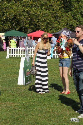 Sarah_Harding_at_PupAid2C_Primrose_Hill_London_08_09_12_284529.jpg