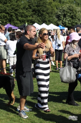 Sarah_Harding_at_PupAid2C_Primrose_Hill_London_08_09_12_286629.jpg