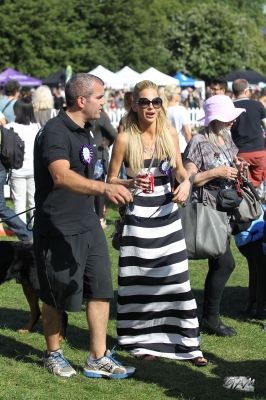 Sarah_Harding_at_PupAid2C_Primrose_Hill_London_08_09_12_286929.jpg