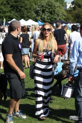 Sarah_Harding_at_PupAid2C_Primrose_Hill_London_08_09_12_287429.jpg