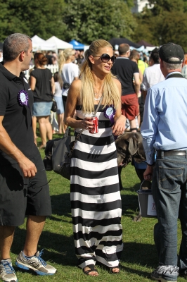 Sarah_Harding_at_PupAid2C_Primrose_Hill_London_08_09_12_287629.jpg