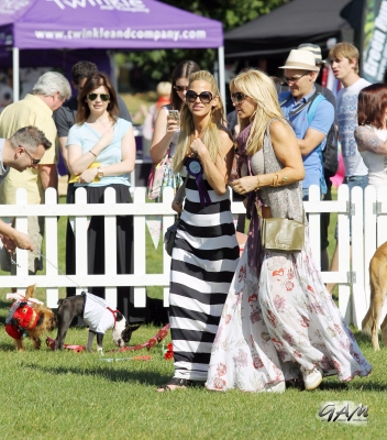 Sarah_Harding_at_PupAid2C_Primrose_Hill_London_08_09_12_289129.jpg