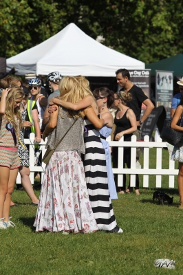 Sarah_Harding_at_PupAid2C_Primrose_Hill_London_08_09_12_28929.jpg