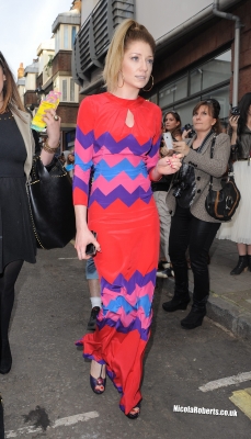 Nicola_Roberts_arriving_leaving_at_Somerset_House_15_09_12_281829.jpg