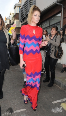 Nicola_Roberts_arriving_leaving_at_Somerset_House_15_09_12_28929.jpg
