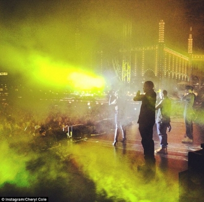 Cheryl_Cole_at_The_Voice__12_concert_in_Copenhagen_24_09_12_282229.jpg