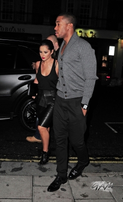 Cheryl_Cole_and_Tre_Holloway_at_Cipriani_in_London_27_09_12_282029.jpg