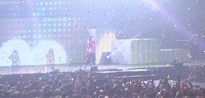 tumblr_mbdlcpYijE1qjlwugo1_500.gif