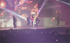 tumblr_mbch13Tv7q1roh2gxo3_250.gif