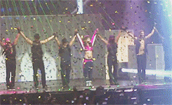 tumblr_mbch13Tv7q1roh2gxo6_250.gif