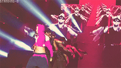 tumblr_mbdlvhI57p1qa9n4vo3_250.gif