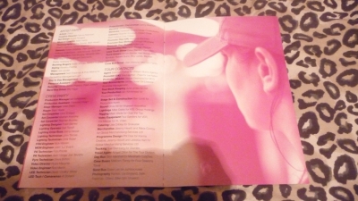 A_Million_Lights_tour_merchandise_photos_281029.jpg