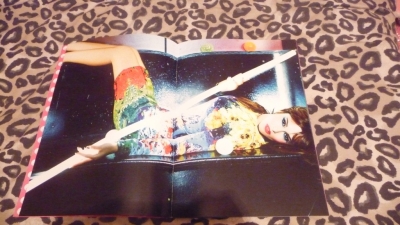 A_Million_Lights_tour_merchandise_photos_28329.jpg