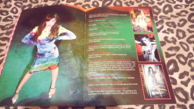 A_Million_Lights_tour_merchandise_photos_28429.jpg