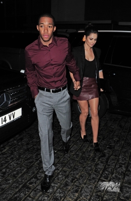 Cheryl_Cole_and_Tre_Holloway_at_Zuma_restaurant_08_10_12_282129.jpg