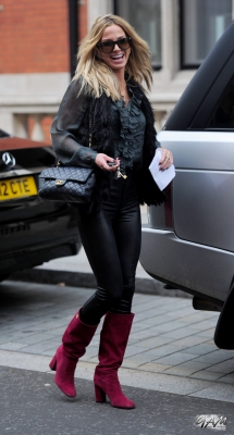 Sarah_Harding_seen_leaving_Scotts_restaurant2C_London_09_10_12_28429.jpg