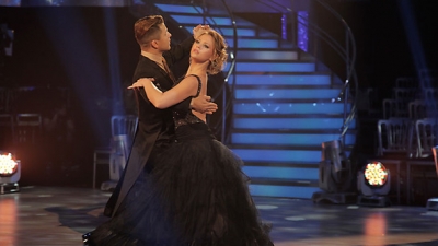 Kimberley_Walsh_on_Strictly_Come_Dancing_13_10_12_28329.jpg
