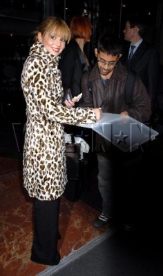 Julien_McDonald_Show_Fashion_Week_22_09_06_32.jpg
