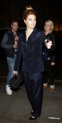 Nicola_and_Sarah_seen_arriving_at_the_Corinthia_Hotel_18_10_12_281229.jpg