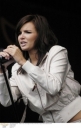 Girls_Aloud_performingbackstage_at_Party_in_the_park_Cardiff_2003_40.jpg