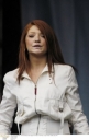 Girls_Aloud_performingbackstage_at_Party_in_the_park_Cardiff_2003_41.jpg