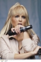 Girls_Aloud_performingbackstage_at_Party_in_the_park_Cardiff_2003_48.jpg
