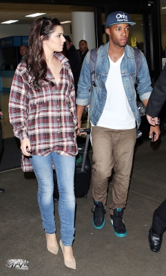 Cheryl_Cole_and_Tre_Holloway_arrive_at_LAX_26_10_12_28829.jpg