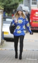 Nicola_Roberts_leaving_her_management_offices_31_10_12_28529.jpg