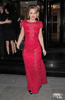 Kimberley_Walsh_leaving_Grosvenor_House_05_11_12_282129.jpg