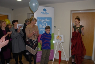 Nicola_Roberts_opening_new_unit_at_Alder_Park_26_10_12_28129.jpg