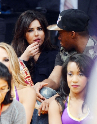 Cheryl_and_Tre_at_the_Staples_Center_watching_Lakers_vs_Clippers_02_11_12_28529.jpg