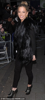 Cheryl_arriving_at_BBC_Radio_1_12_11_12_28529.jpg